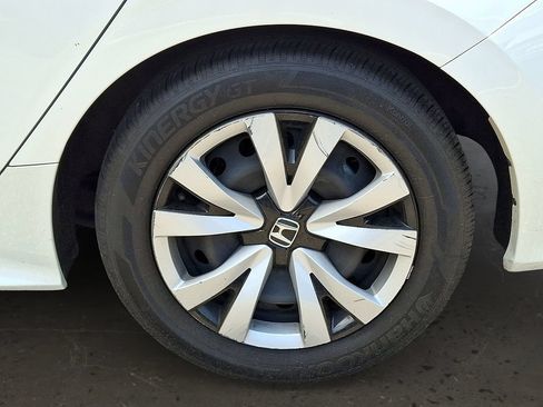 Used 2024 Honda Civic LX image 3