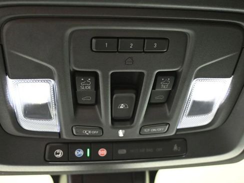 Used 2020 GMC Sierra 1500 AT4 w/ Off-Road Performance Package image 35