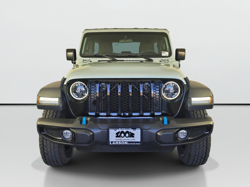 Used 2023 Jeep Wrangler Unlimited AWD/4WD image 9