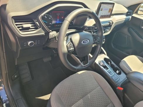 Certified 2022 Ford Escape SE w/ Convenience Package FWD image 9