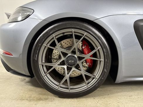 Certified 2024 Porsche 718 Boxster Spyder RS RWD image 16