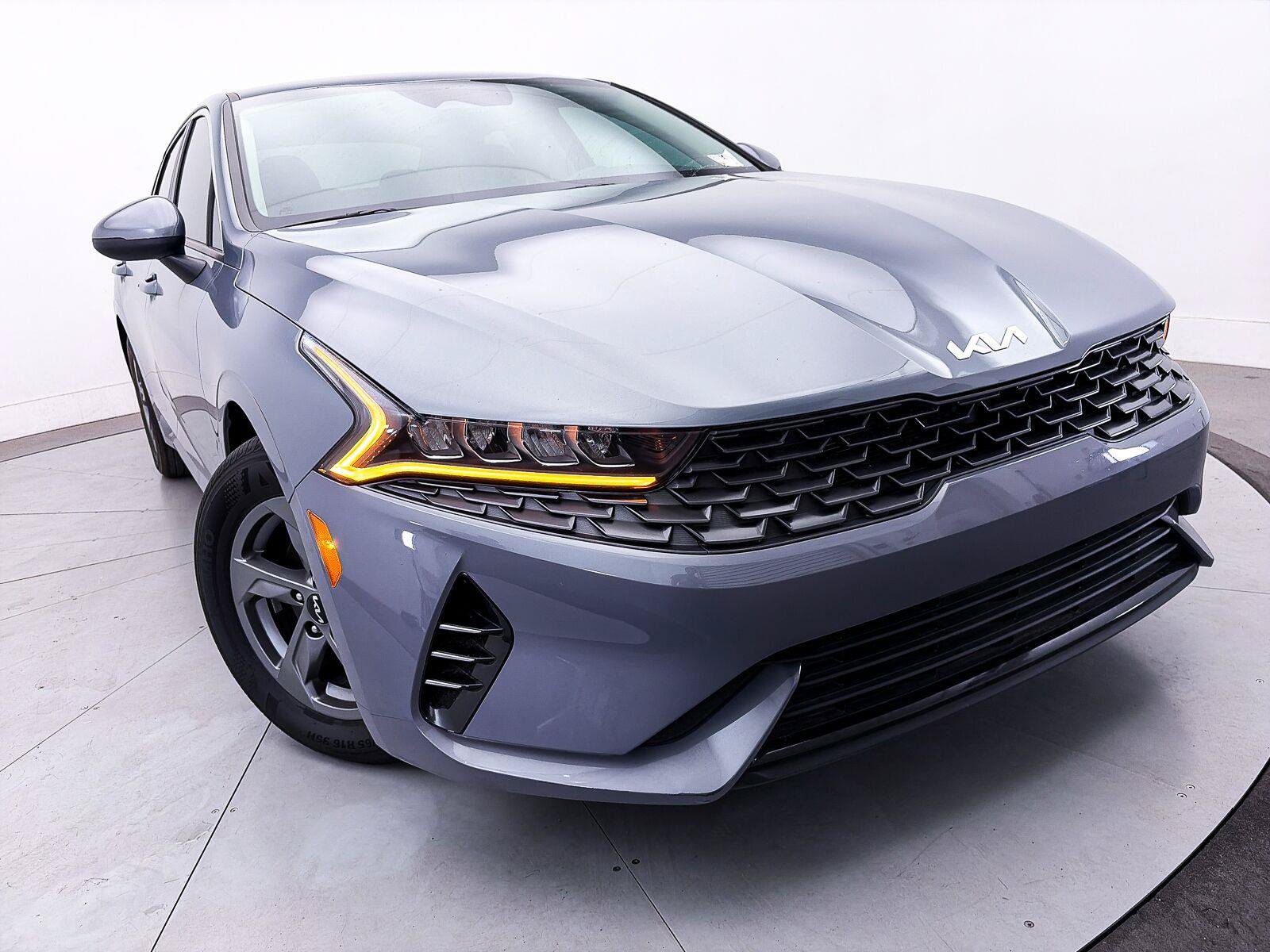 Used 2024 Kia K5 LXS FWD image 6