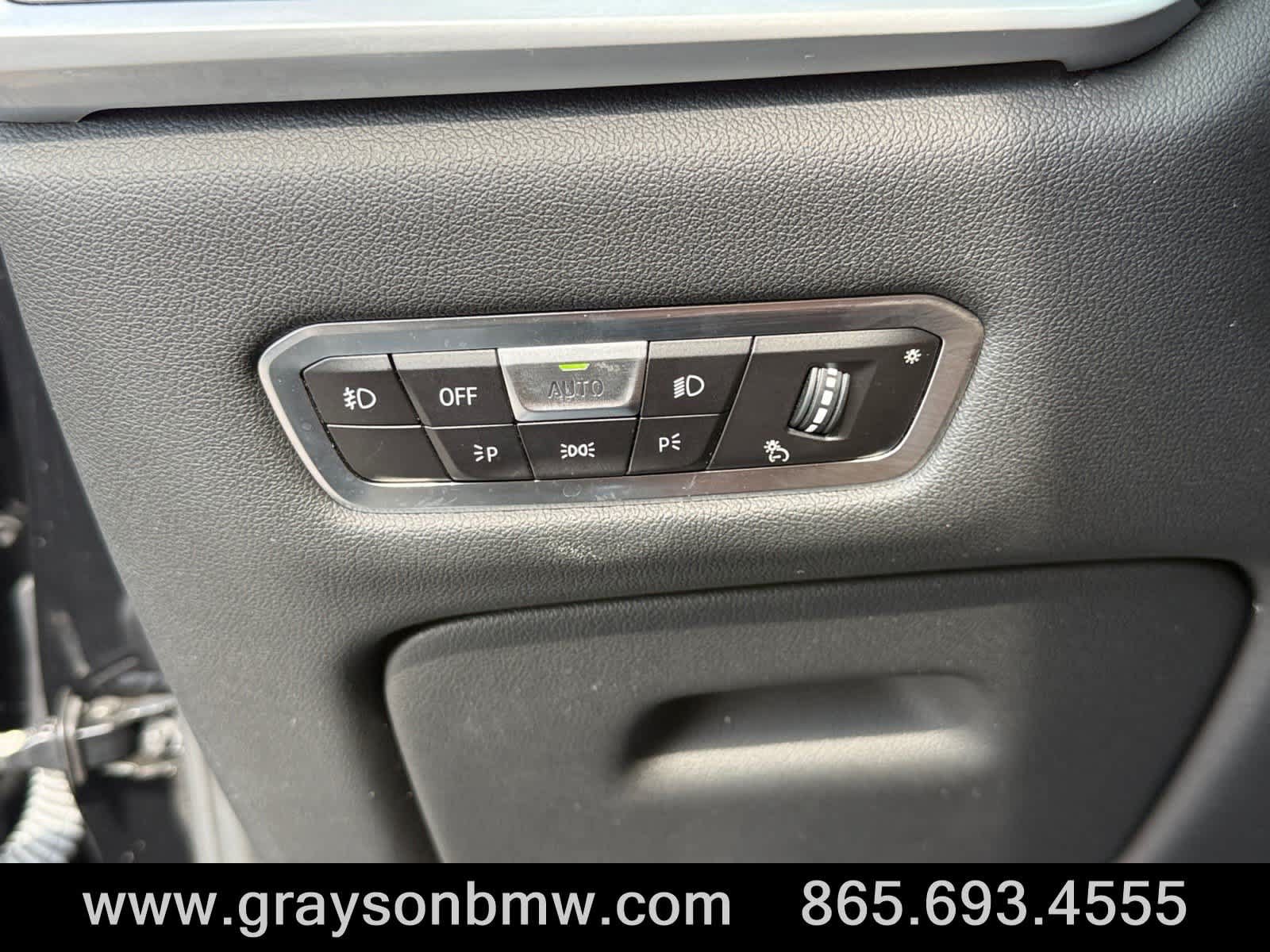 Used 2022 BMW X7 M50i w/ Luxury Seating Package AWD/4WD image 35