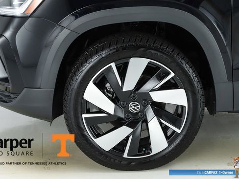 Used 2024 Volkswagen Taos SEL AWD/4WD image 43