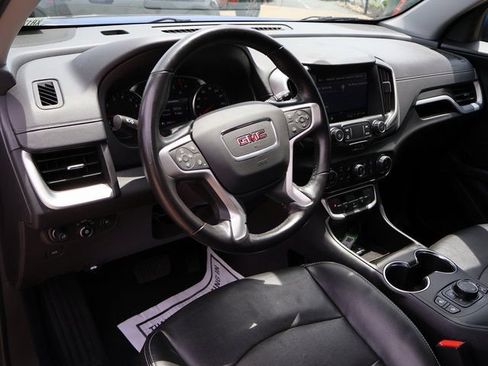 Used 2022 GMC Terrain SLT w/ LPO, Floor Liner Package AWD/4WD image 21
