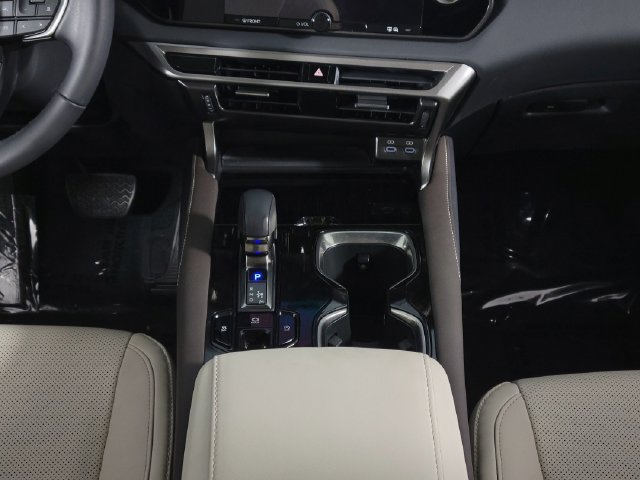 Used 2024 Lexus RX 350 FWD w/ Accessory Package (K3) image 25