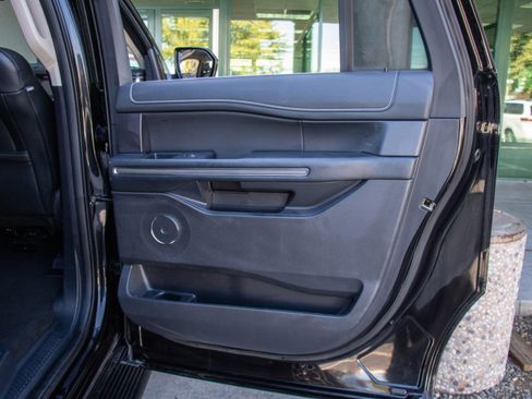 Used 2024 Ford Expedition Max XLT image 24