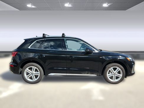 Used 2023 Audi Q5 e Premium Plus w/ Premium Plus Package image 8