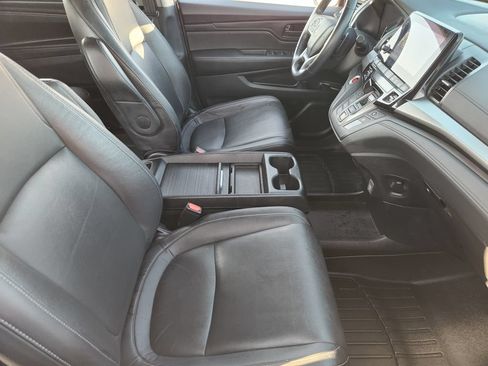 Used 2021 Honda Odyssey EX-L image 10