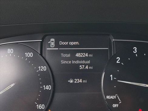 Used 2021 BMW 330i Sedan w/ Convenience Package RWD image 4