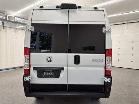 Used 2023 RAM ProMaster 2500 FWD image 5