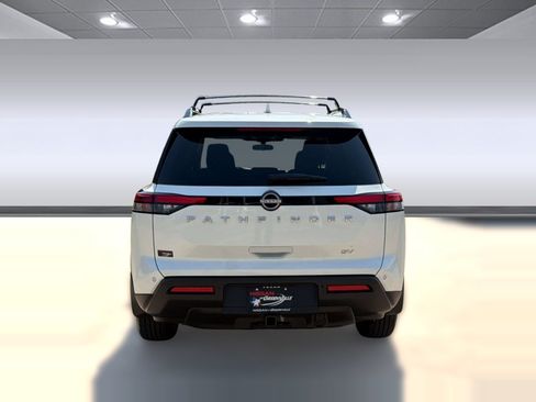 Used 2023 Nissan Pathfinder SV w/ SV Premium Package FWD image 10