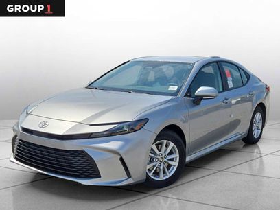 New 2025 Toyota Camry LE