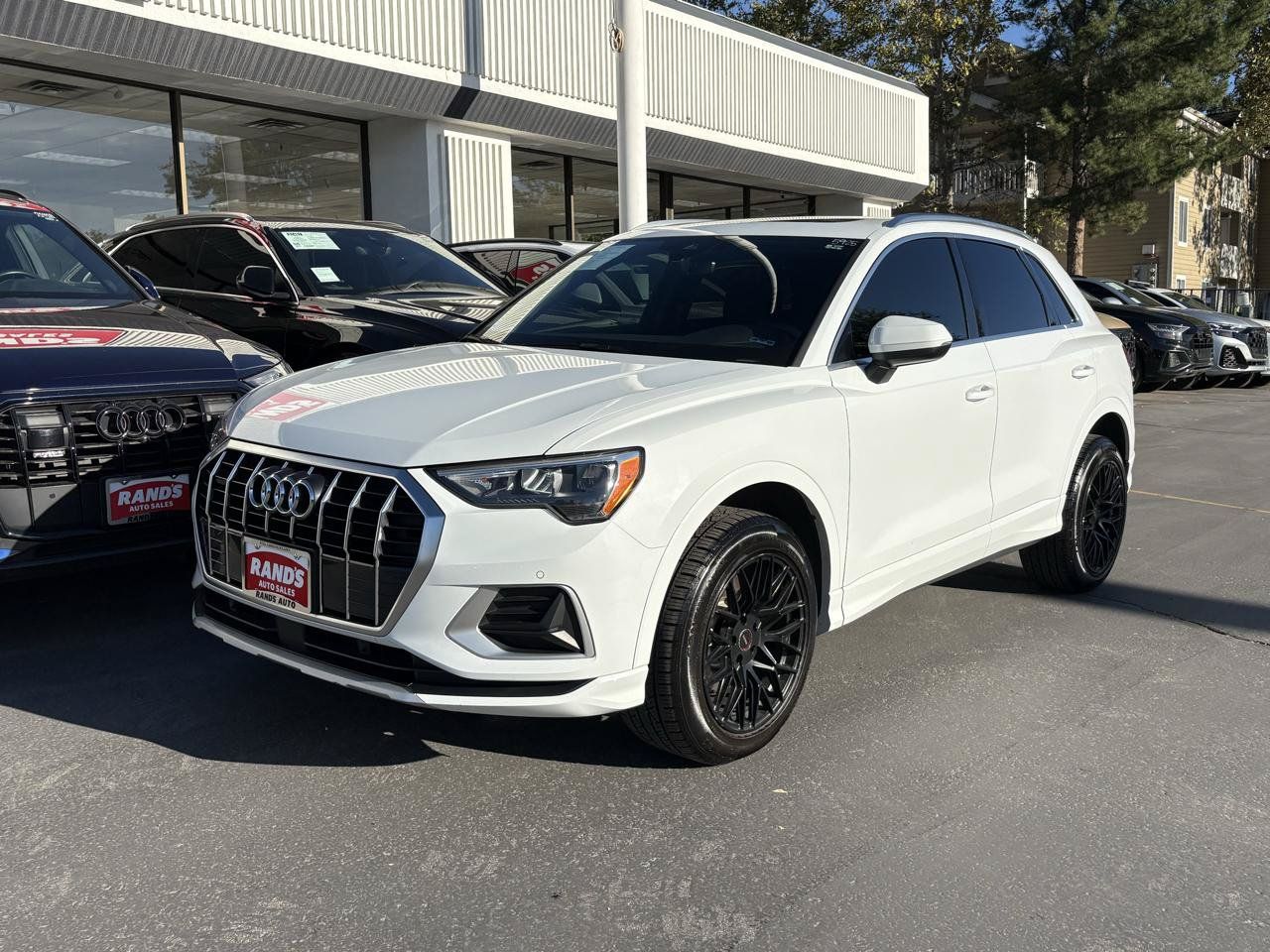 Used 2022 Audi Q3 2.0T Premium w/ Convenience Package AWD/4WD image 16