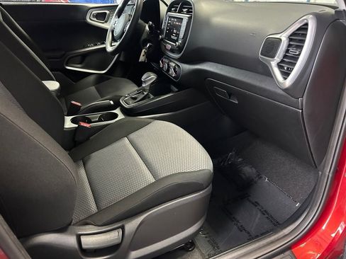 Used 2022 Kia Soul LX w/ Technology Package image 26