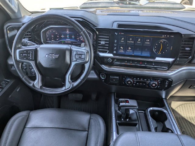 Used 2024 Chevrolet Silverado 1500 LT Trail Boss w/ Convenience Package II AWD/4WD image 31