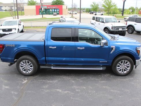 Used 2024 Ford F150 Lariat w/ Bed Utility Package AWD/4WD image 11