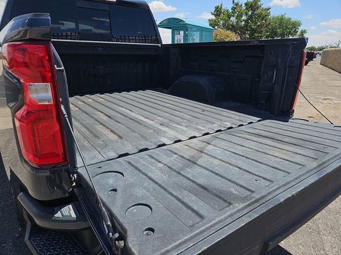 Used 2020 Chevrolet Silverado 1500 RST w/ Texas Edition AWD/4WD image 9