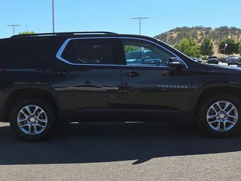 Used 2020 Chevrolet Traverse LT AWD/4WD image 9