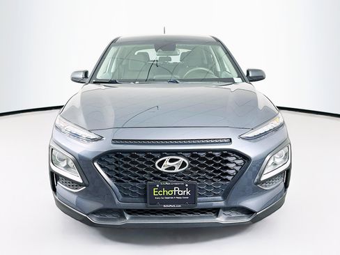 Used 2019 Hyundai Kona SE image 2