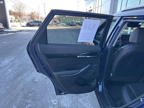 Used 2023 Kia Seltos SX image 47