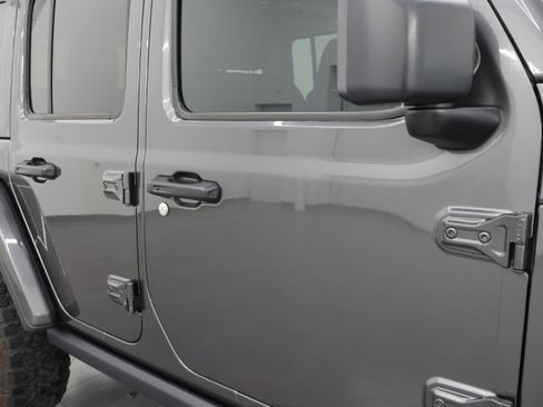 Used 2021 Jeep Wrangler Unlimited Rubicon w/ Trailer Tow Package AWD/4WD image 23