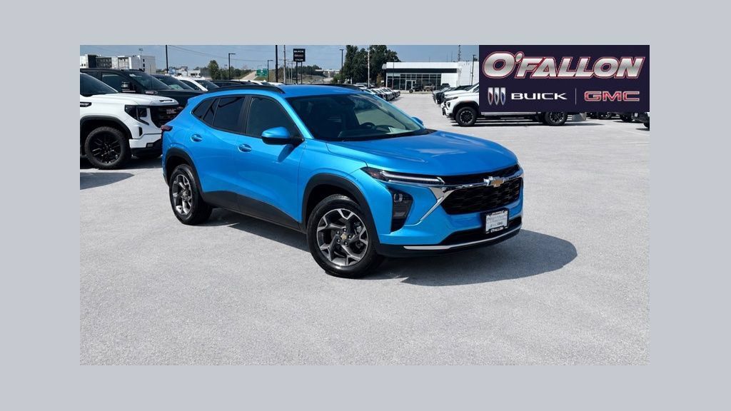 Used 2026 Chevrolet Trax LT w/ LT Convenience Package FWD image 1