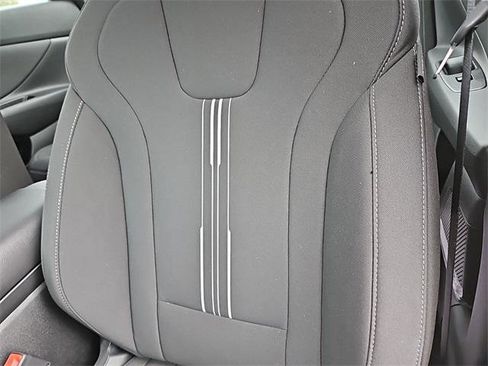 New 2025 Hyundai Elantra SEL image 12