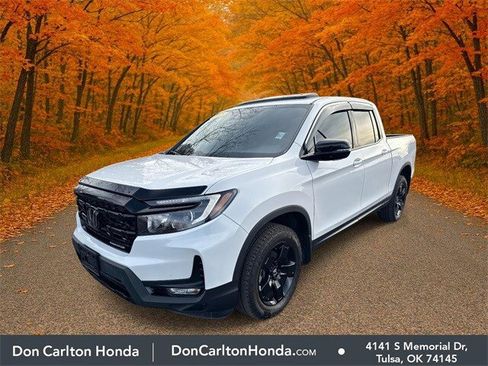 Used 2025 Honda Ridgeline Black Edition image 3