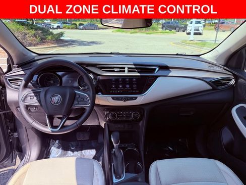 Used 2021 Buick Encore GX Select w/ Sport Touring Package FWD image 8