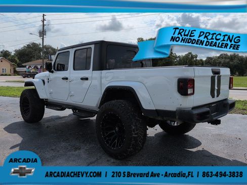Used 2022 Jeep Gladiator Sport AWD/4WD image 6