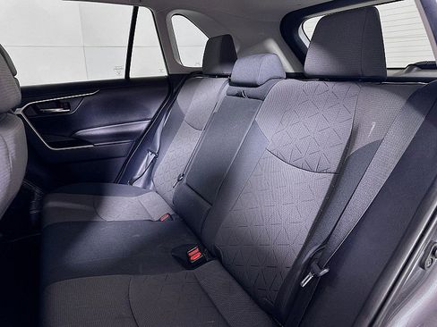 Used 2020 Toyota RAV4 XLE w/ Convenience Package image 21