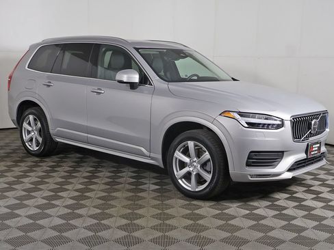 Used 2023 Volvo XC90 B6 Core w/ Climate Package AWD/4WD image 2
