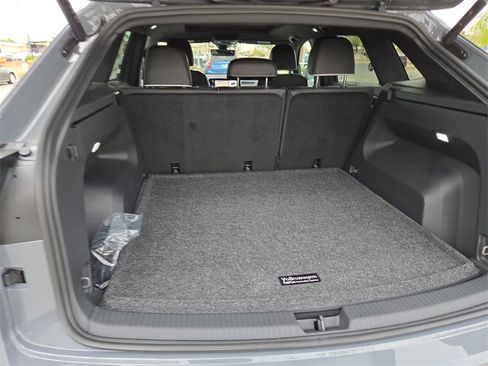 New 2025 Volkswagen Atlas Cross Sport SEL Premium R-Line image 15