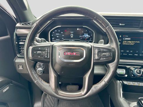 Used 2023 GMC Sierra 1500 AT4 w/ Technology Package AWD/4WD image 23