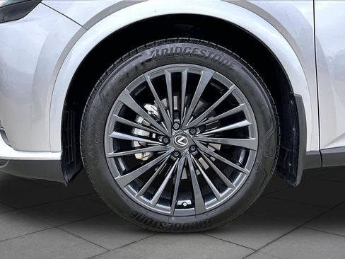 Used 2024 Lexus RX 350 Premium w/ Accessory Package (Z1) FWD image 11