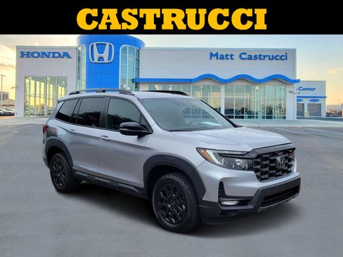 Certified 2023 Honda Passport TrailSport image 1