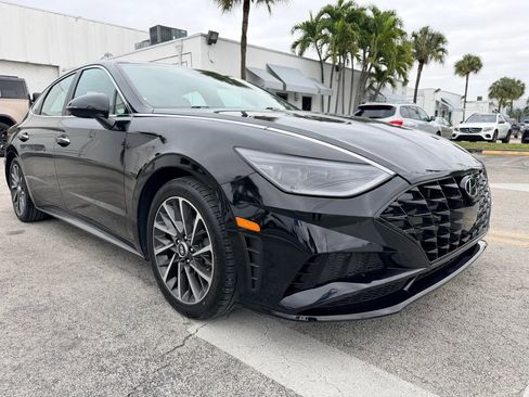 Used 2021 Hyundai Sonata Limited w/ Cargo Package FWD image 1