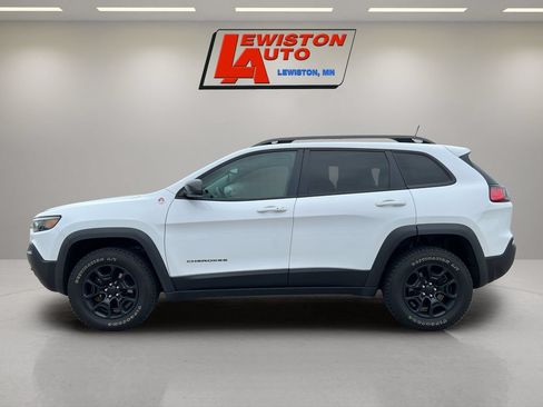 Used 2020 Jeep Cherokee Trailhawk w/ Cold Weather Group AWD/4WD image 10