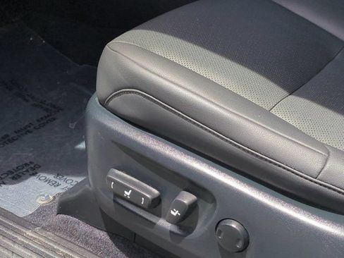 Used 2021 Lexus GX 460 Premium w/ Premium Package AWD/4WD image 12