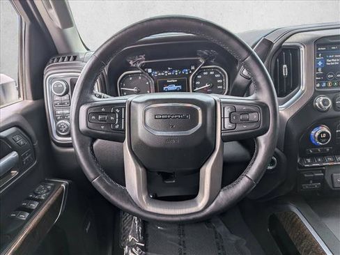 Used 2022 GMC Sierra 2500 Denali AWD/4WD image 12
