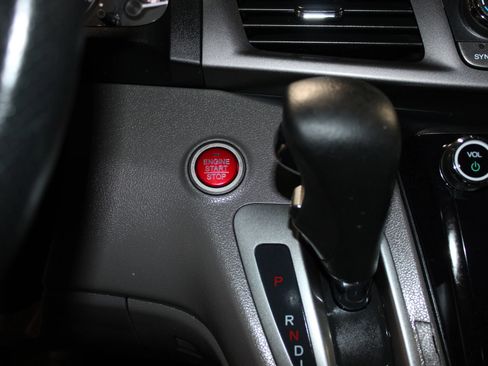 Used 2014 Honda Odyssey EX-L image 16