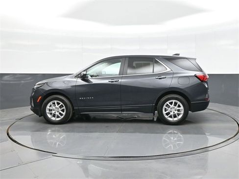 Used 2022 Chevrolet Equinox LT image 4