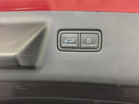Used 2024 Hyundai Santa Fe Limited AWD/4WD image 10