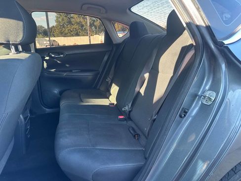 Used 2019 Nissan Sentra S w/ Appearance Package image 10