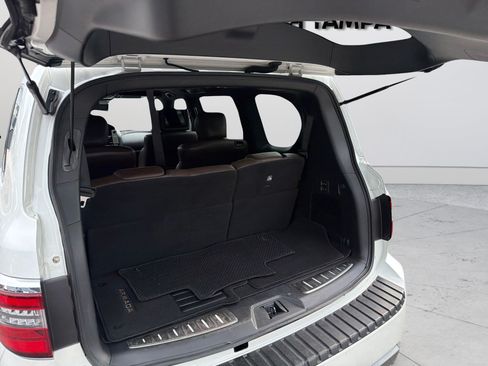 Used 2022 Nissan Armada Platinum w/ Captain's Chairs Package RWD image 40