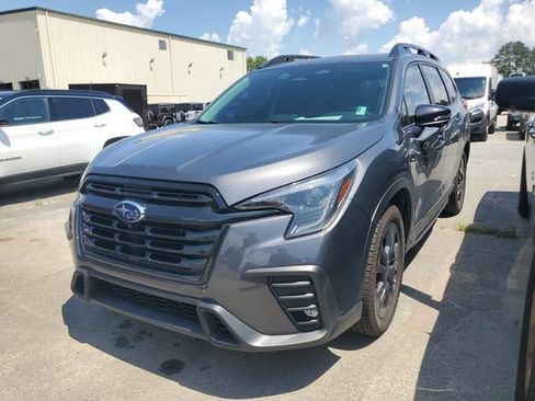 Used 2023 Subaru Ascent Onyx Edition Limited AWD/4WD image 3