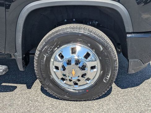 New 2026 Chevrolet Silverado 3500 High Country image 10