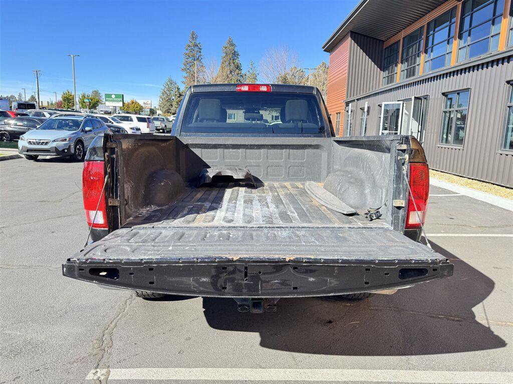 Used 2016 RAM 1500 ST w/ SXT Appearance Group AWD/4WD image 5