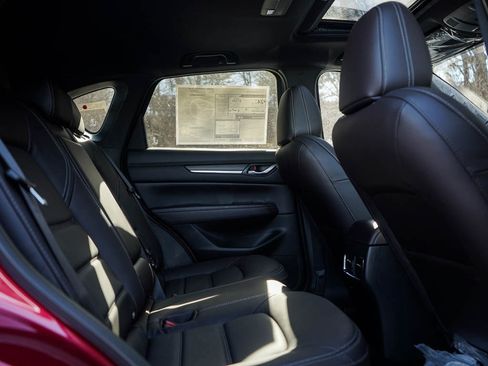 New 2025 MAZDA CX-5 Signature image 13